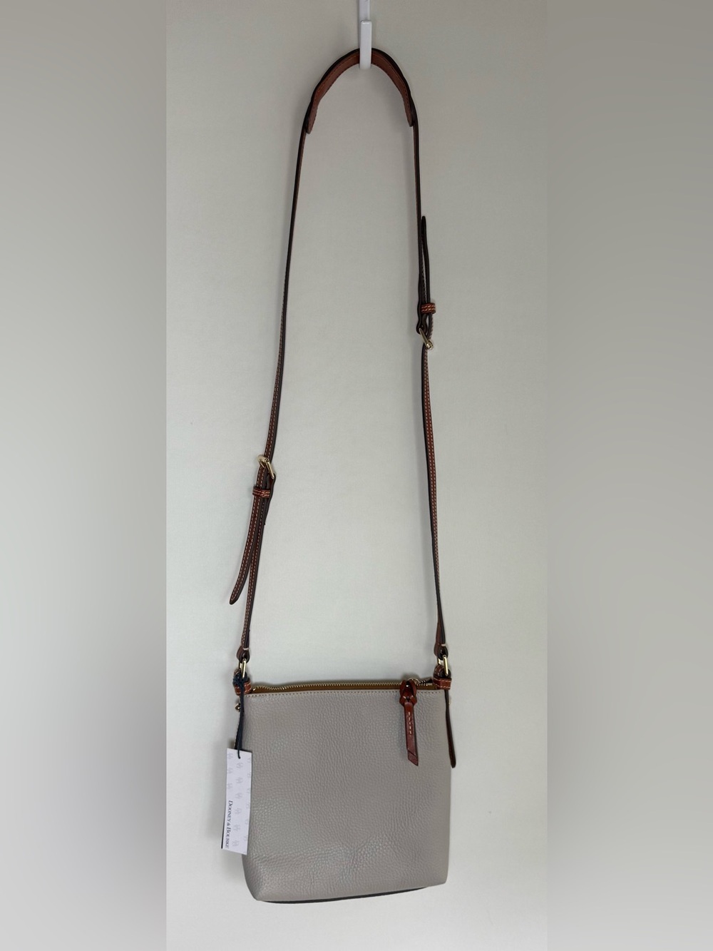Dooney & Bourke Letter Carrier crossbody • NWT - Picture 2 of 6